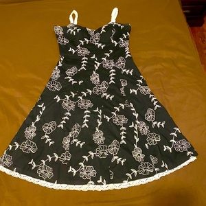 White House Black Market dress Size 8